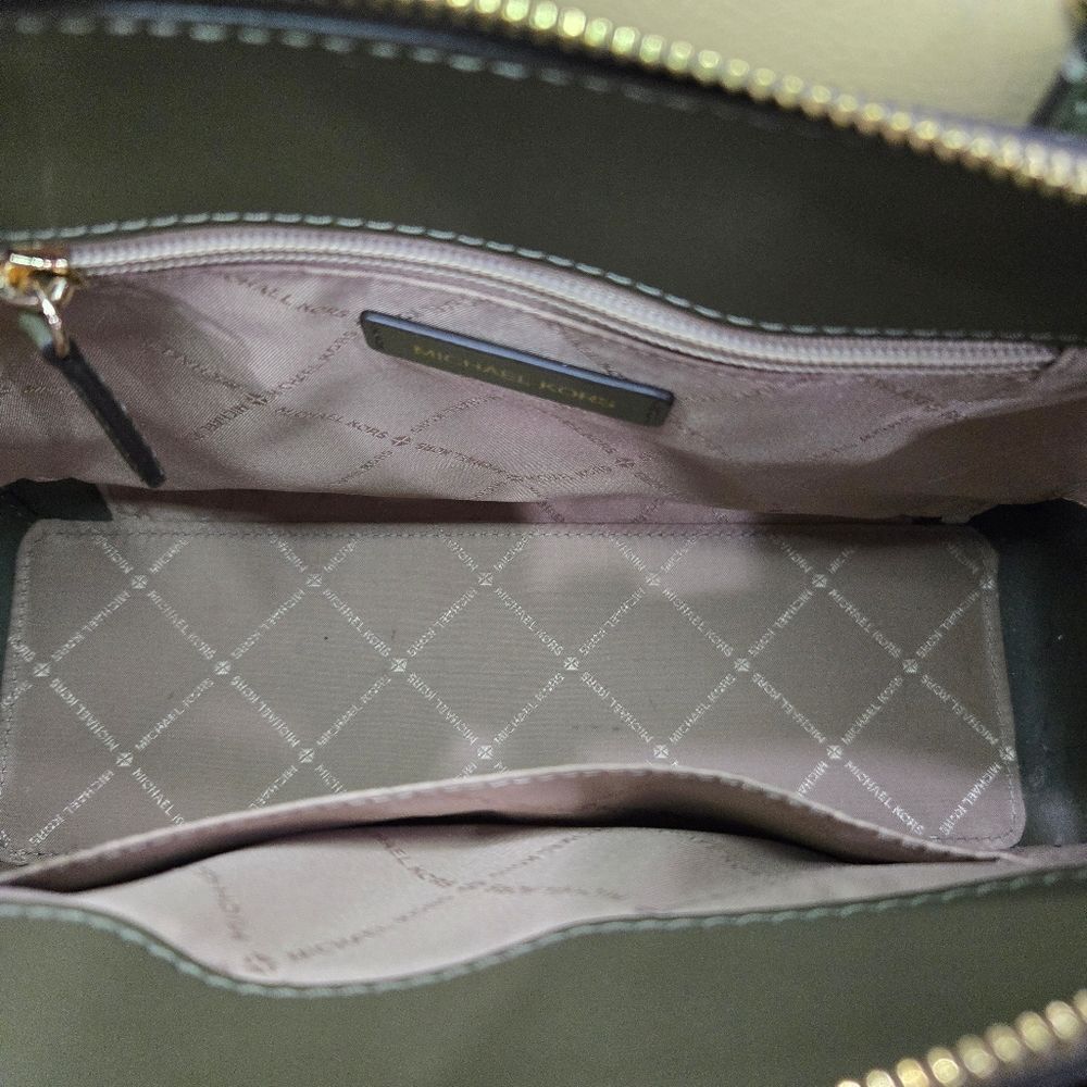 Michael Kors Reed Large Satchel Olive Green Pebbled Leather Bag 🛍️ - Picture 17 of 17